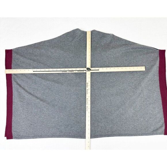 Marc New York Shawl Sweater One Size Grey Blue Red Wool Blend - Picture 7 of 7